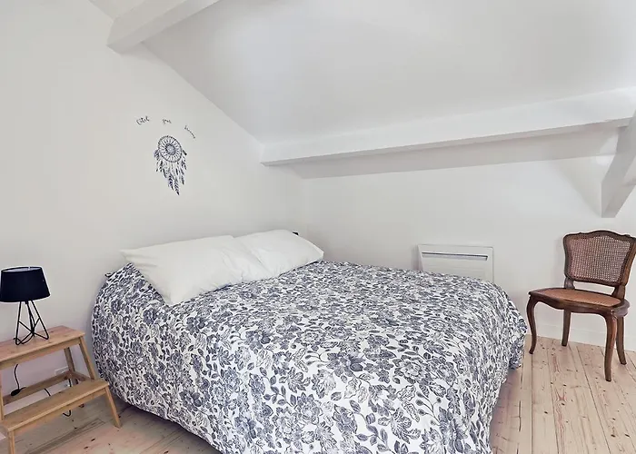 بيت للعطل La Galerie - Maison Lotus بورنيك